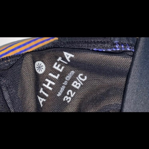 Athleta Swimsuit Top Sz 32B/C - Picture 5 of 5